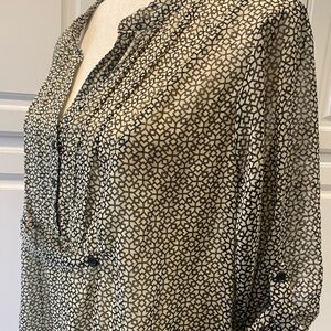 Kandy Kiss Gold and Black Relaxed Buttoned Blouse